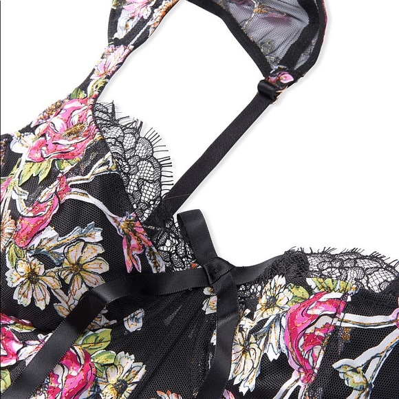 Victoria’s Secret Dream Angel’s Unlined Bustier Bra Top - Picture 5 of 9